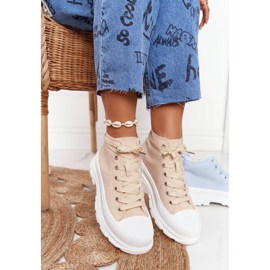 FB2 Kvinnors höga sneakers Beige Trissy på en stor sula 1