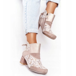 Kvinnors läderskor på hälen Maciejka guldbeige 03963-20 gyllene 2