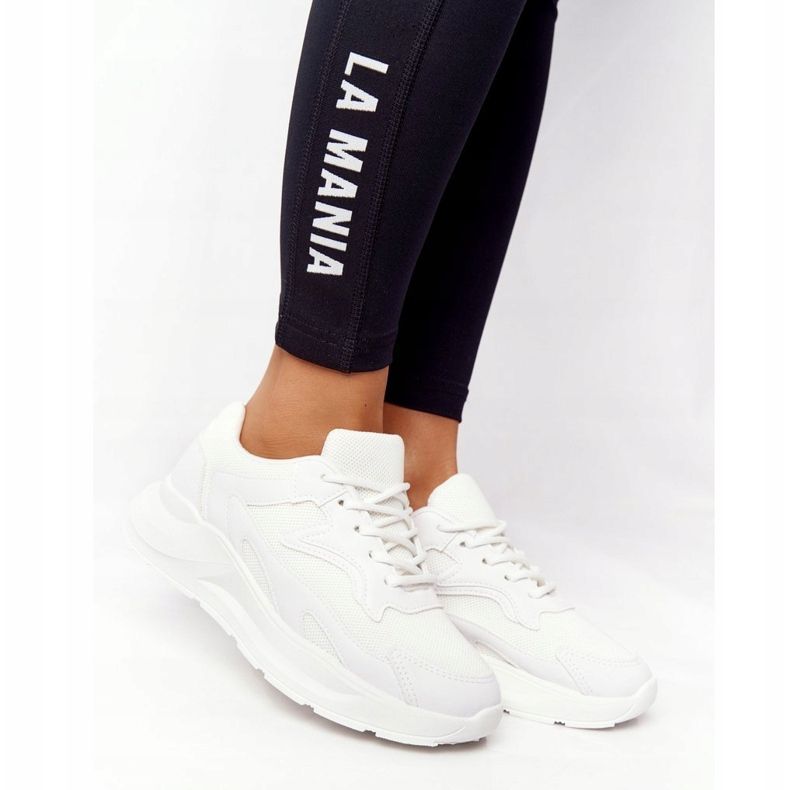 FB2 Kvinnors sneakers på stor sula Vit Delusion 1