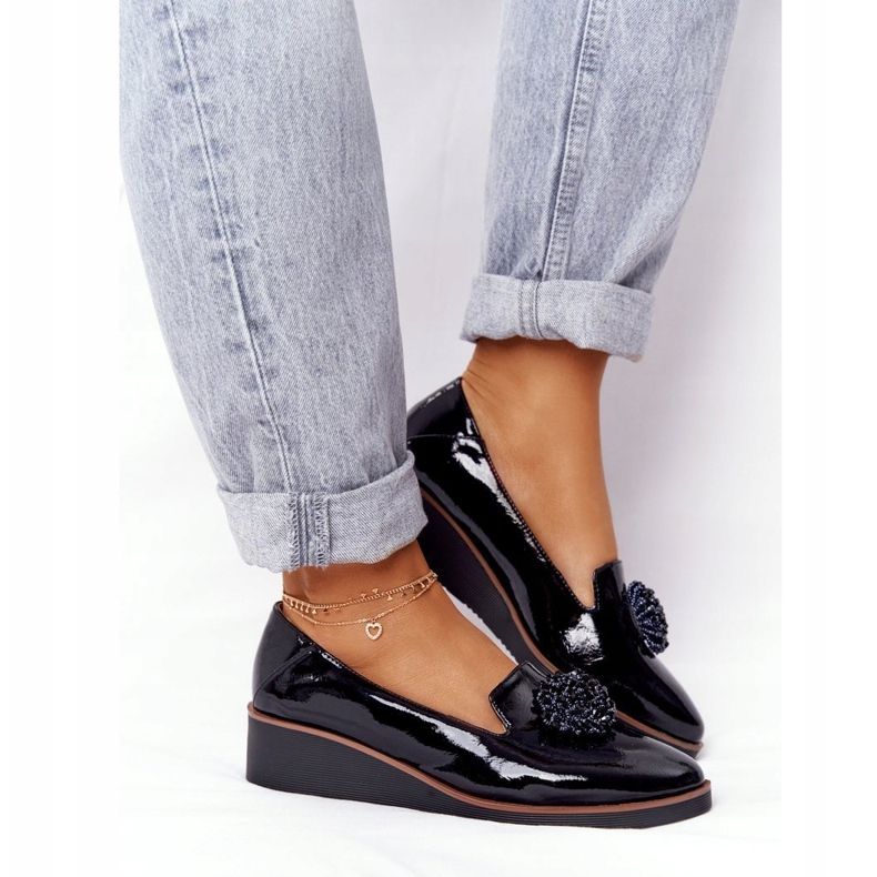 Eleganta skor på kil Vinceza 10580 lackerad svart 2