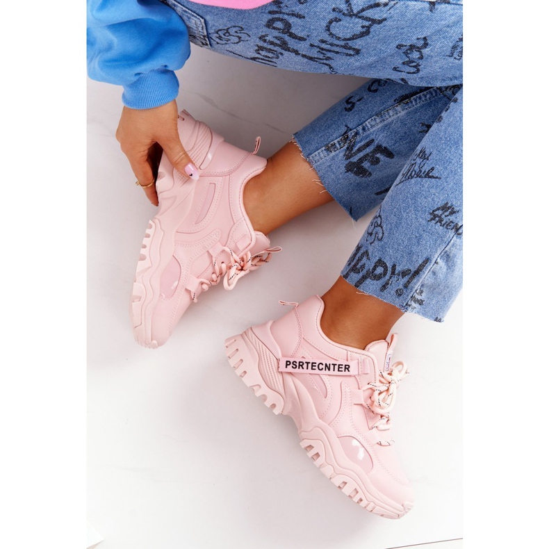 EVE Kvinnors sneakers på ett massivt ensamt rosa skratt 1