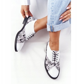 PV3 Kvinnors Visconi läderskor 7439294 Vit-svart 1