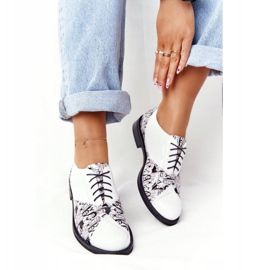 PV3 Kvinnors Visconi läderskor 7439294 Vit-svart 2