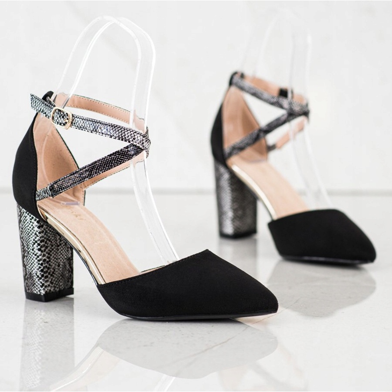 S. BARSKI Snygga pumpar på en pelare svart 1