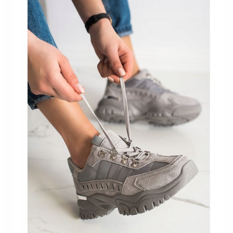 SHELOVET Grå sneakers 1