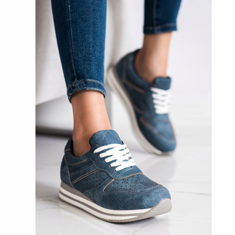 Kylie Sportskor tillverkade av ekoläder blå 1