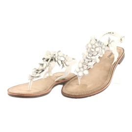 Evento Sandaler för kvinnor med en pärla 20SD35-1811 vit silver- 1