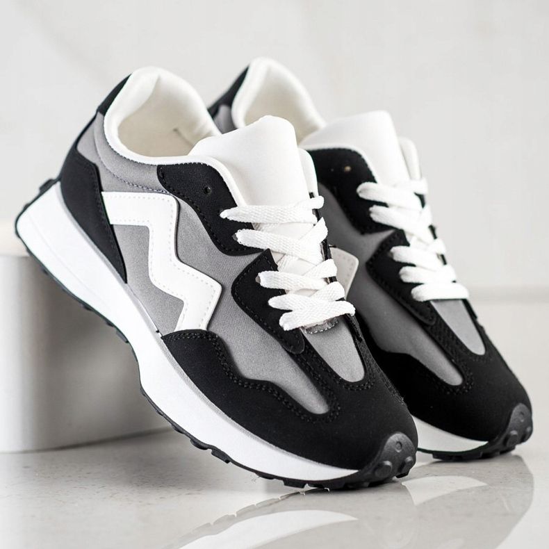 SHELOVET Fritidsskor svart 1