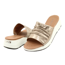 Caprice Bekväma damtofflor Taupe Metallic 9-27203-26 341 brun gyllene 3