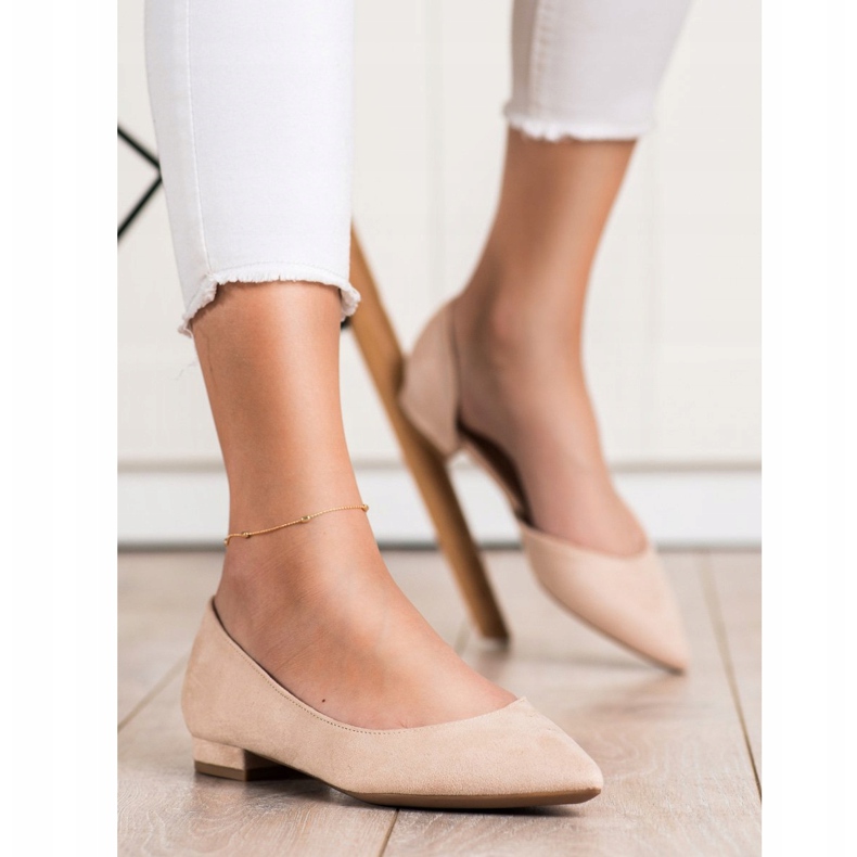 Lovery Mockaballinor med utskärning beige 1