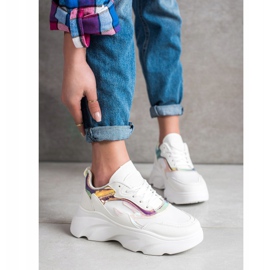 SHELOVET Trendiga sneakers vit mångfärgad 1