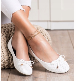 Clowse Vita ballerinor 1