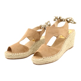 Kvinnors beige espadrille sandaler med en båge jezzi 21sd98-3593 1