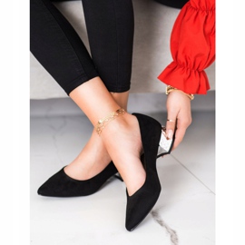 Filippo Svarta pumpar med en guldklack 1