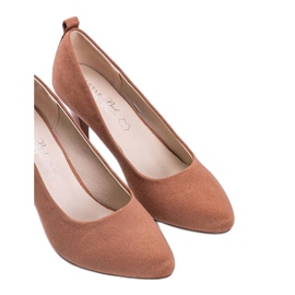 Rosa pumps på en Cameron stilettklack 1