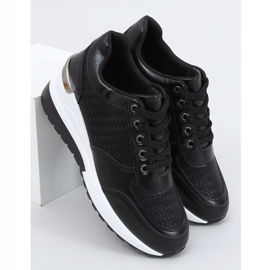 Svart MY-2717 Svarta sportskor på en dold kilklack 1