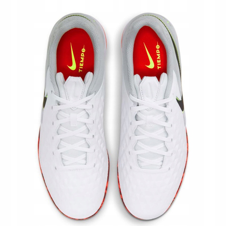 Nike React Tiempo Legend 8 Pro Ic AT6134 106 fotbollsskor vit vit 1
