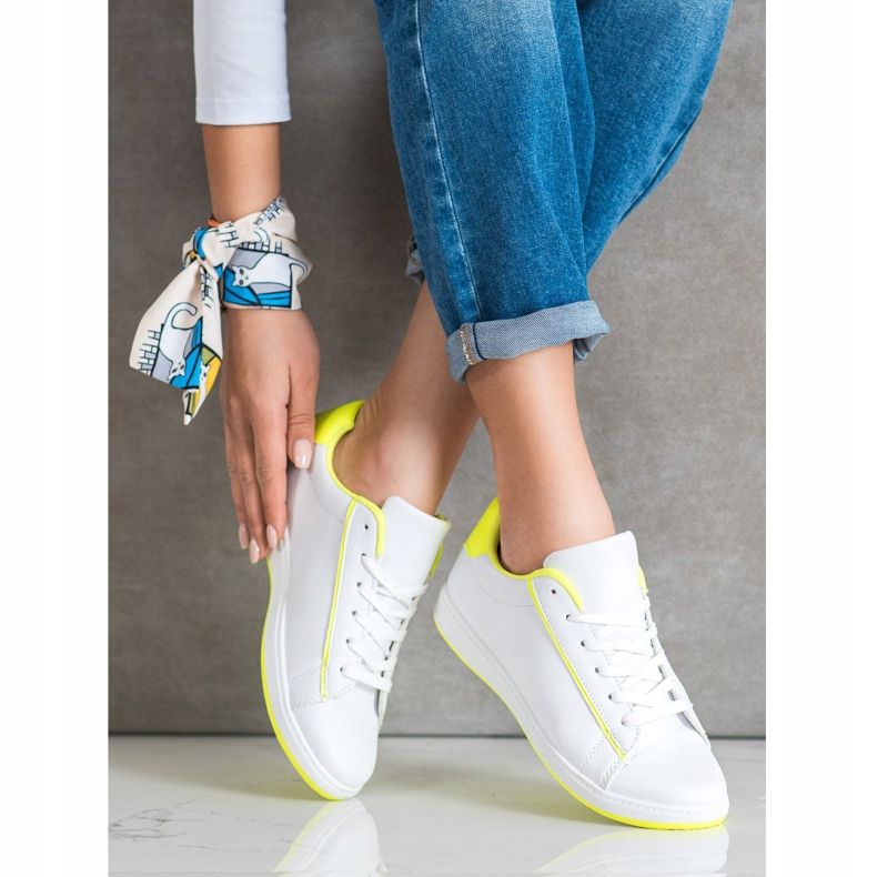 SHELOVET Lågt sneakers med ekoläder vit gul 1