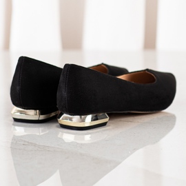 Filippo Pumpar med dekorativ häl svart 1