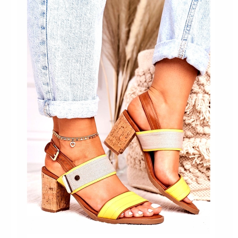 Jezzi Kvinnors sandaler på Cork Post Yellow 20SD35-1826 beige 2