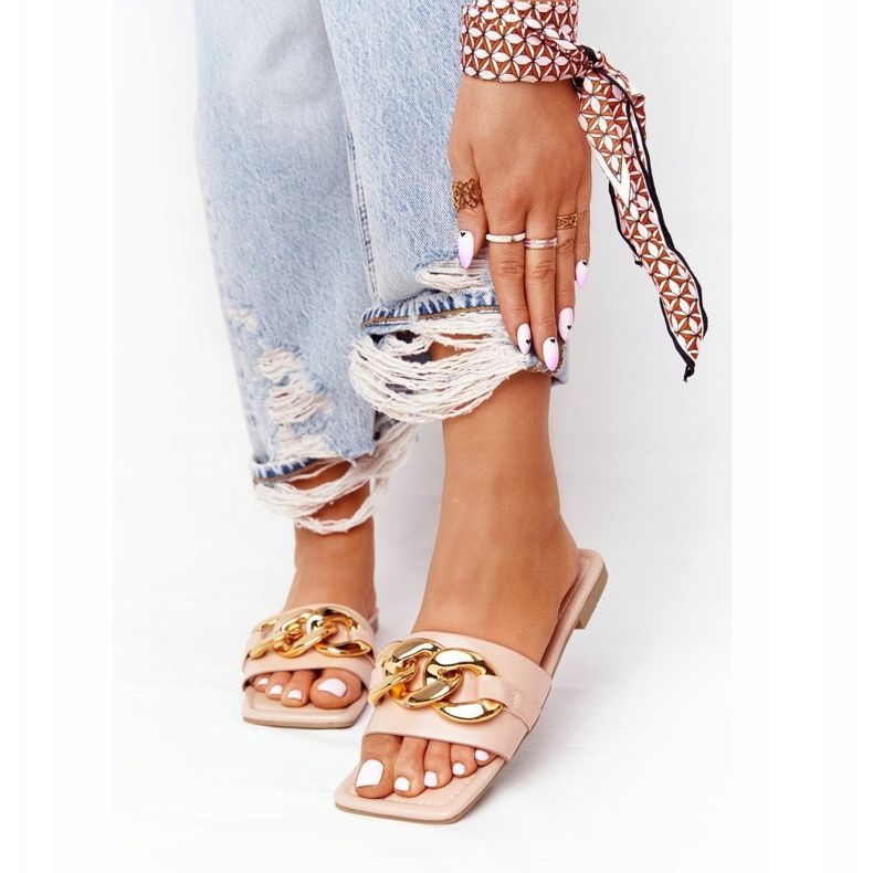 Läder tofflor med en kedja naken fransk kyss beige mångfärgad 1