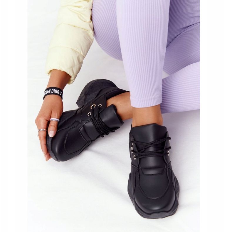 PS1 Damskor på en massiv svart bubblande sula 2