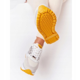 Läderskor på plattformen GOE HH2N4001 Vit-gul 2