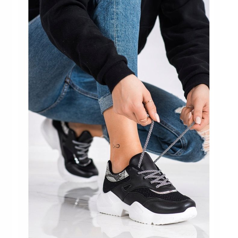 SHELOVET Svart Snake Print Sneakers 2