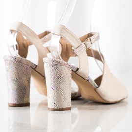 S. BARSKI Sandaler med dekorativ klack S.BARSKI beige 1