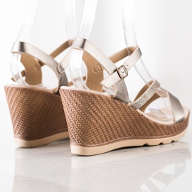 Sabatina Silver sandaler på kilen beige 1