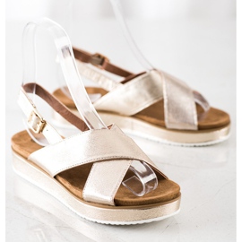 Goodin Gyllene sandaler på plattformen 2