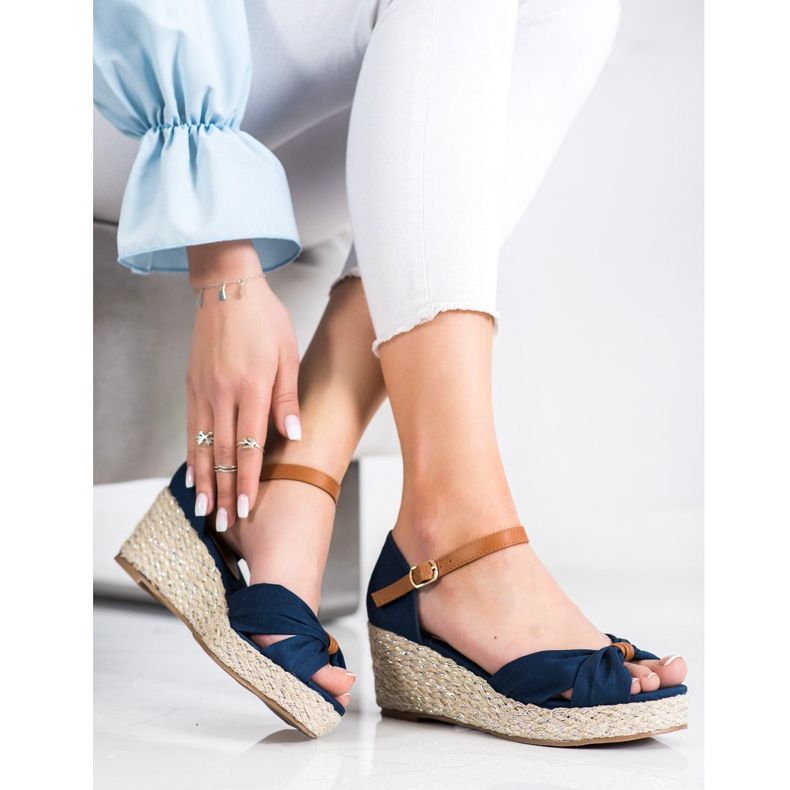 Goodin Sandaler i kilklack marinblå 1