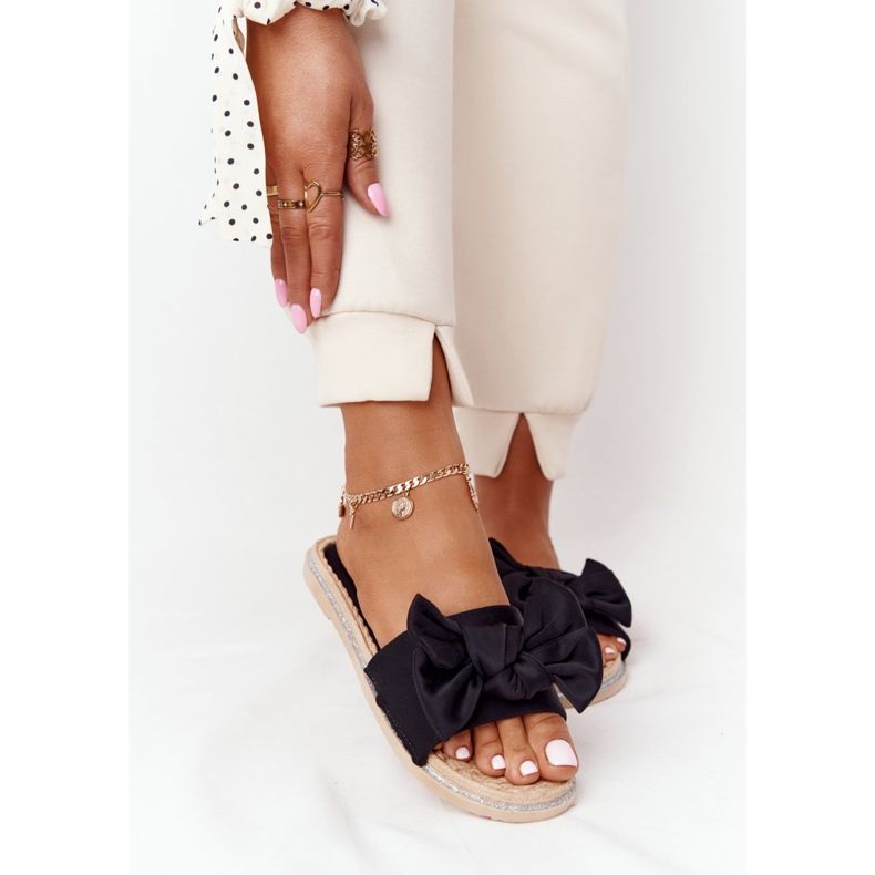 MSMG Svart Andrea gummi tofflor med rosett beige 1