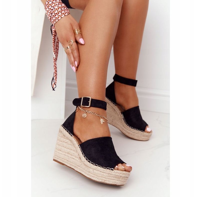 MSMG Svarta Makenna Sandaler med kilar 1