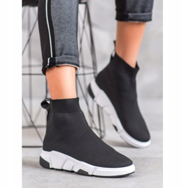 SHELOVET Svarta slip -on skor 1