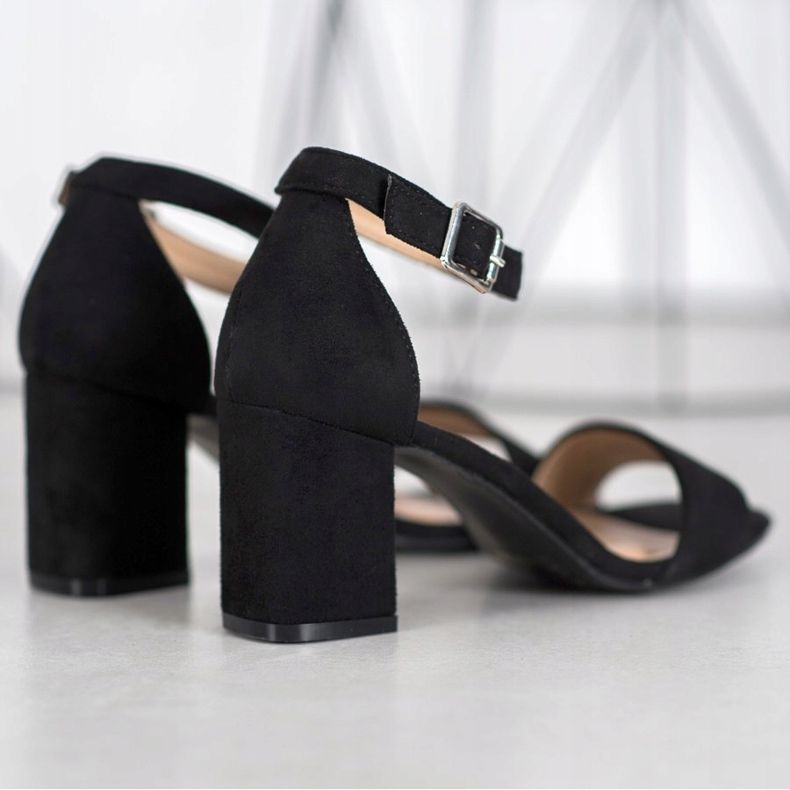 Klassiska VINCEZA sandaler svart 1