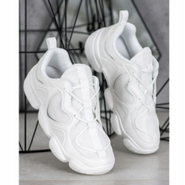 Kylie Snygga vita sneakers 1