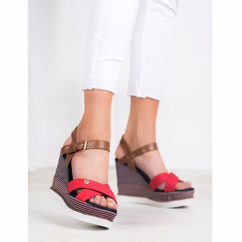 SHELOVET Sandaler med kil mångfärgad 1