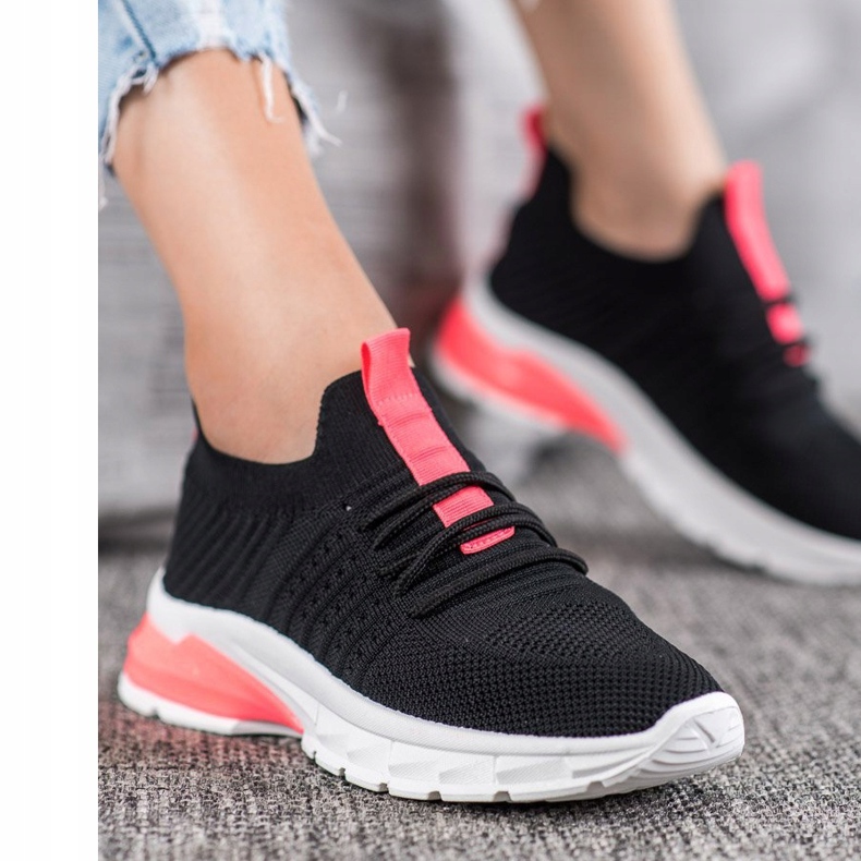 Bella Paris Openwork sneakers svart 1