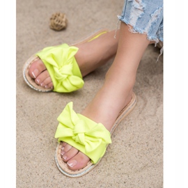 SHELOVET Snygga gula tofflor 2