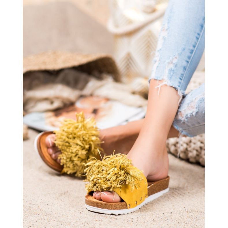 SHELOVET Snygga gula tofflor 1