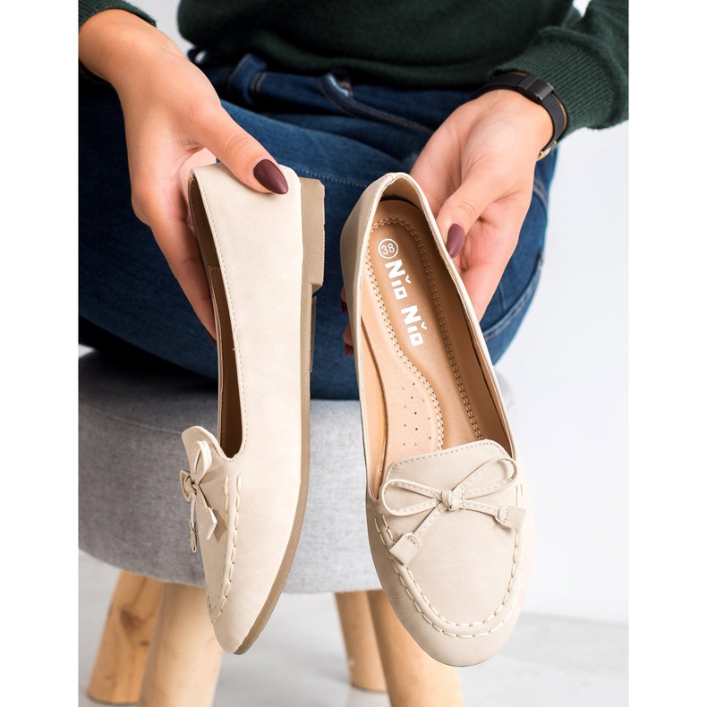 Nio Nio Bekväma beige loafers 1