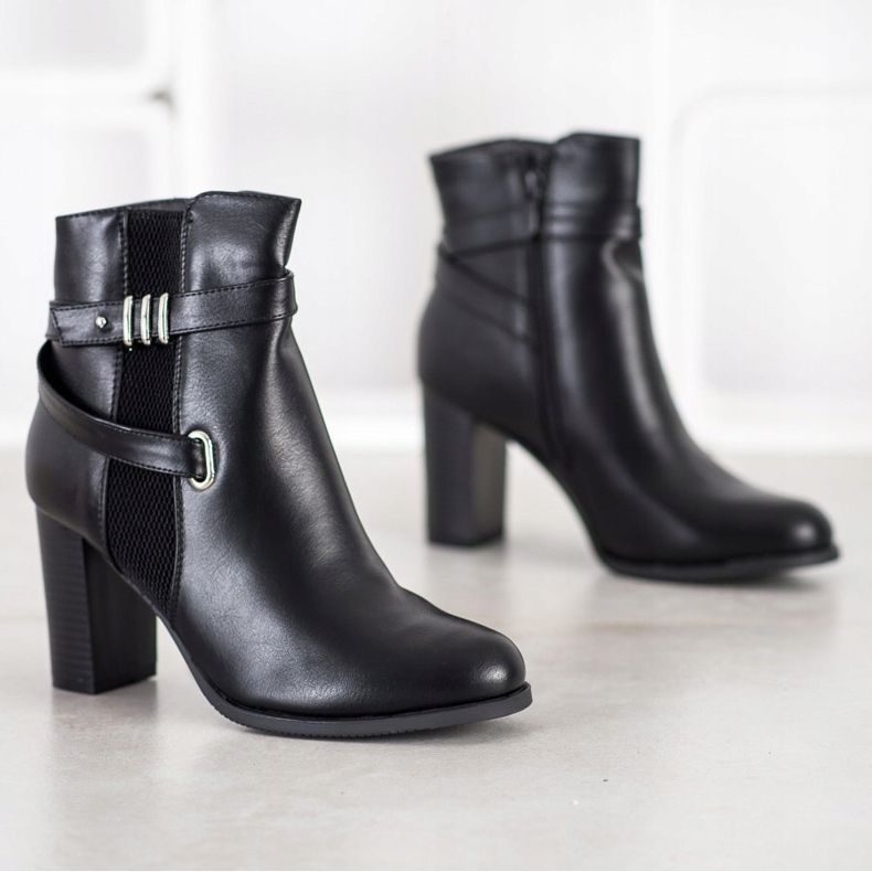 Queen Vivi Stövlar med dekorativa ränder svart 1