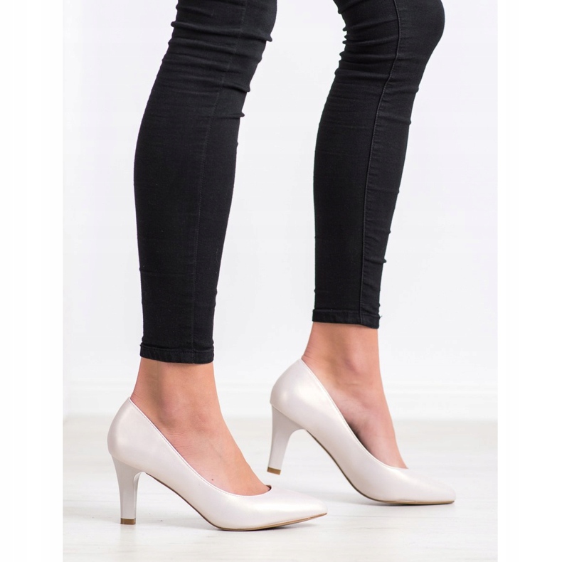 Goodin Snygga pumpar beige 2