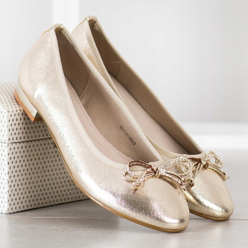 Goodin Elegant Ballerina Med En Rosett gyllene 2