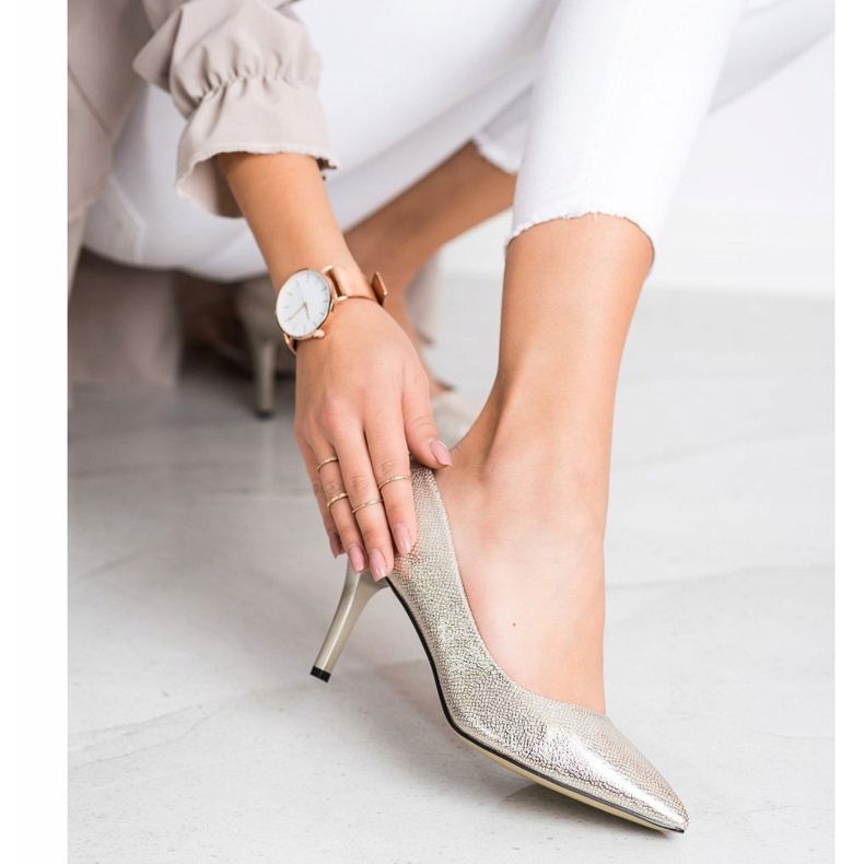 Goodin Snygga höga klackar beige gyllene 1