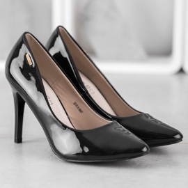 Goodin Lackerade pumpar svart 2