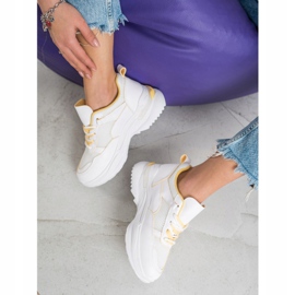 SHELOVET Klassiska vita sneakers 1