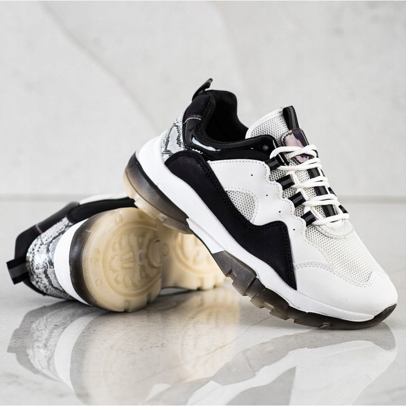 Ideal Shoes Sneakers På Den Svarta Plattformen vit 2