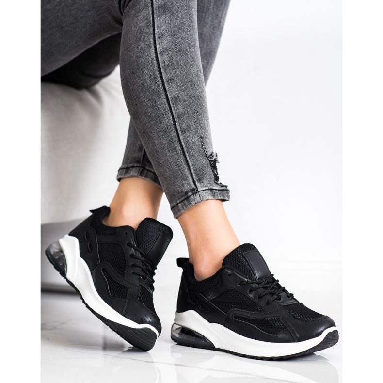 SHELOVET Svarta sneakers med mesh 1